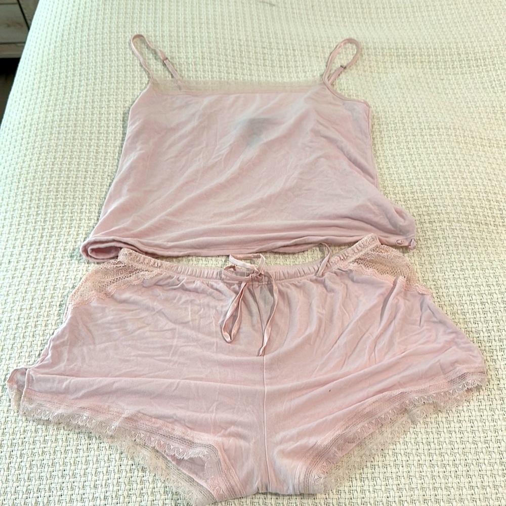 VS PJ Set